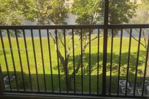 1351 SW 141st Ave, Pembroke Pines, FL 33027 - Photo 2