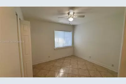 175 Wimbledon Lake Dr, Plantation, FL 33324 - Photo 12