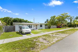2407 Dewey St, Hollywood, FL 33020 - Photo 4