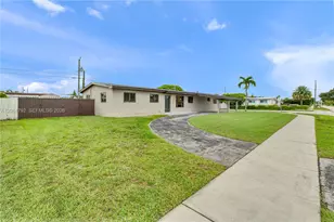 2000 SW 84th Ave, Miami, FL 33155 - Photo 2