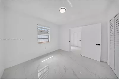 1055 NW 32nd Ct, Miami, FL 33125 - Photo 30
