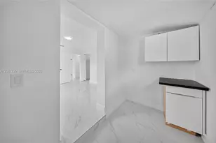 1055 NW 32nd Ct, Miami, FL 33125 - Photo 22