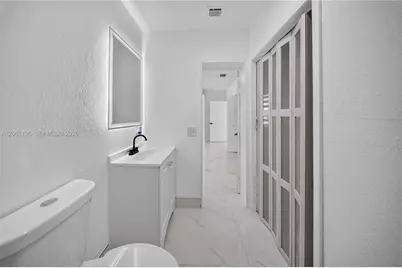 1055 NW 32nd Ct, Miami, FL 33125 - Photo 40