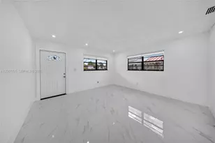1055 NW 32nd Ct, Miami, FL 33125 - Photo 26