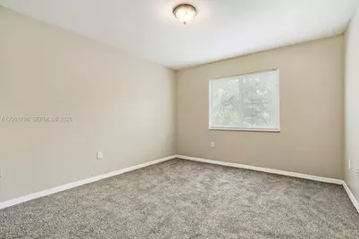 2296 NW 170th Ave, Pembroke Pines, FL 33028 - Photo 12