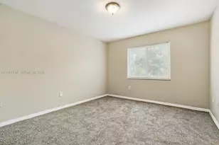 2296 NW 170th Ave, Pembroke Pines, FL 33028 - Photo 12