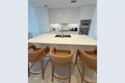 700 NE 24th St #2205, Miami, FL 33137 - Photo 6