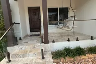 3722 Royal Palm Ave, Miami Beach, FL 33140 - Photo 4