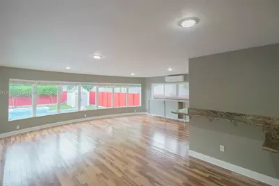 3722 Royal Palm Ave, Miami Beach, FL 33140 - Photo 40