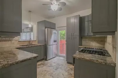 3722 Royal Palm Ave, Miami Beach, FL 33140 - Photo 30
