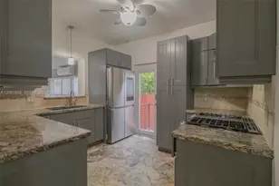 3722 Royal Palm Ave, Miami Beach, FL 33140 - Photo 30