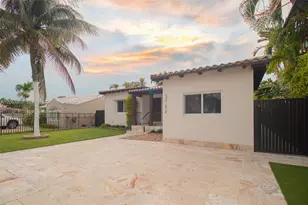 3722 Royal Palm Ave, Miami Beach, FL 33140 - Photo 6