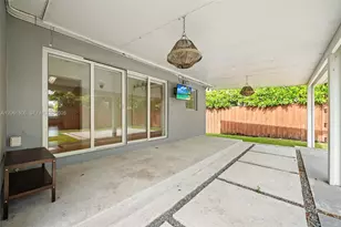 4355 SW 2nd St, Miami, FL 33134 - Photo 24