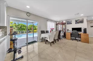 7819 SW 9th St, North Lauderdale, FL 33068 - Photo 20