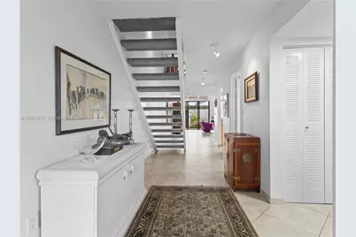 8133 SW 86th Ter, Miami, FL 33143 - Photo 12