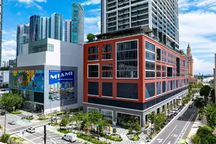 159 NE 6th St, Miami, FL 33132 - Photo 38