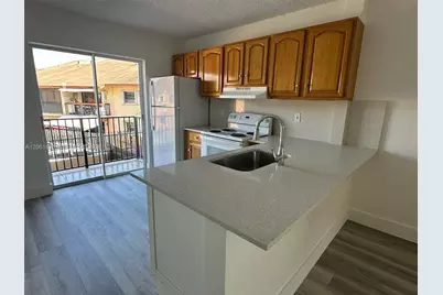 5435 W 24th Ave #41, Hialeah, FL 33016 - Photo 8