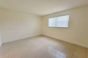 8040 N Colony Cir N, Tamarac, FL 33321 - Photo 10