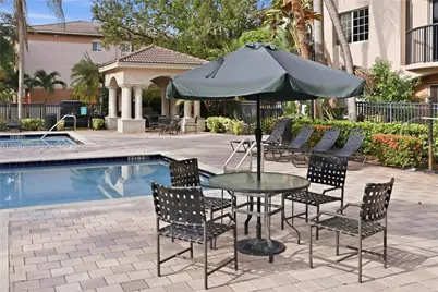 2015 SE 10th Ave #130, Fort Lauderdale, FL 33316 - Photo 8