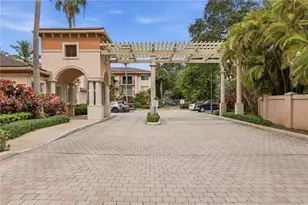 2015 SE 10th Ave, Fort Lauderdale, FL 33316 - Photo 2