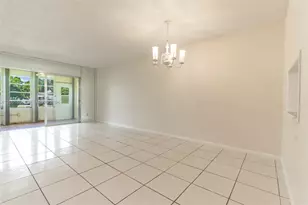 7877 Golf Cir Dr, Margate, FL 33063 - Photo 8