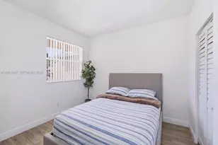 2121 NW 96th Terrace, Pembroke Pines, FL 33024 - Photo 10