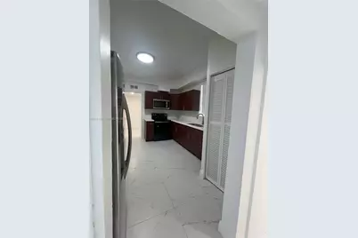 1160 NW 105th St, Miami, FL 33150 - Photo 6