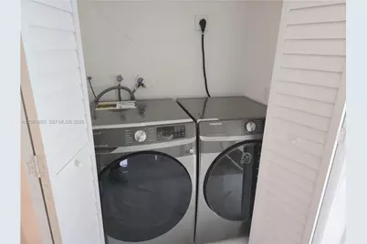 1141 SW 8th Ter, Fort Lauderdale, FL 33315 - Photo 18