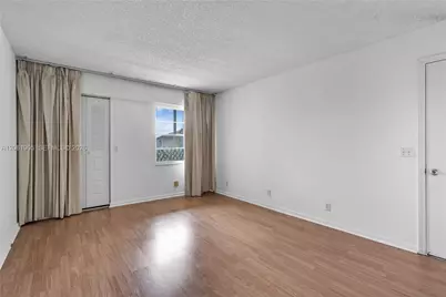 300 SW 134th Way #413E, Pembroke Pines, FL 33027 - Photo 12