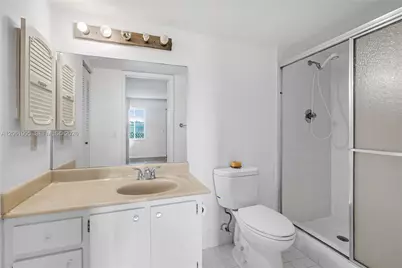 300 SW 134th Way #413E, Pembroke Pines, FL 33027 - Photo 14