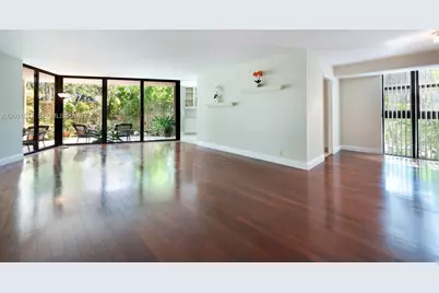 2000 Towerside Ter #312, Miami, FL 33138 - Photo 8
