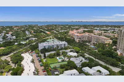 224 Sea View Dr #104, Key Biscayne, FL 33149 - Photo 26