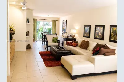 224 Sea View Dr #104, Key Biscayne, FL 33149 - Photo 2