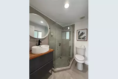 2230 NW 6th St #C, Miami, FL 33125 - Photo 2