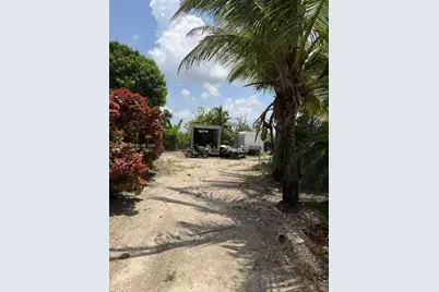 17100 SW 197th Ave, Miami, FL 33187 - Photo 6