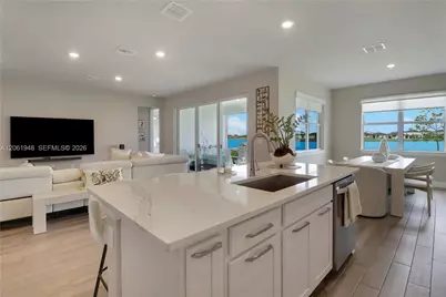 6489 NW Cloverdale Ave, Port Saint Lucie, FL 34987 - Photo 8