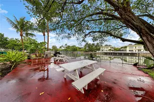 1289 Marseille Dr, Miami Beach, FL 33141 - Photo 16