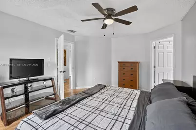 1580 SW 87th Ter, Pembroke Pines, FL 33025 - Photo 28