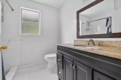 1580 SW 87th Ter, Pembroke Pines, FL 33025 - Photo 38