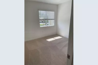 2435 SE 11th St, Homestead, FL 33035 - Photo 10