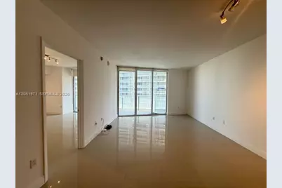 475 Brickell Ave #2411, Miami, FL 33131 - Photo 6
