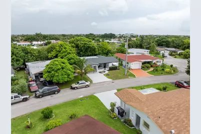 4595 NW 43rd Ct, Lauderdale Lakes, FL 33319 - Photo 42