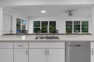 4595 NW 43rd Ct, Lauderdale Lakes, FL 33319 - Photo 20