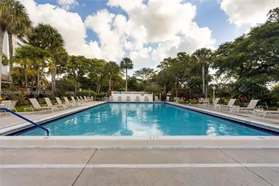 4030 W Palm Aire Dr #407, Pompano Beach, FL 33069 - Photo 18