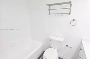 4030 W Palm Aire Dr, Pompano Beach, FL 33069 - Photo 10