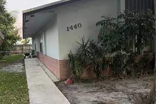 1440 SW 41st Ave, Fort Lauderdale, FL 33317 - Photo 1