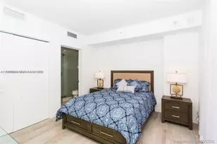 55 SW 9th St, Miami, FL 33130 - Photo 6