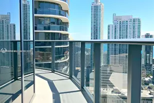 55 SW 9th St, Miami, FL 33130 - Photo 4