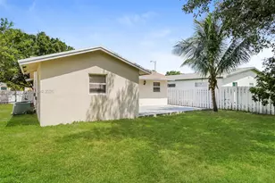 525 20th Ave N, Lake Worth, FL 33460 - Photo 18