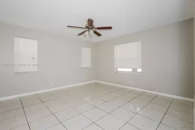 525 20th Ave N, Lake Worth, FL 33460 - Photo 12